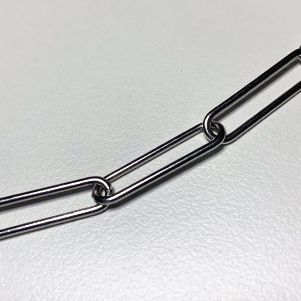 detail of steel paperclip chain
